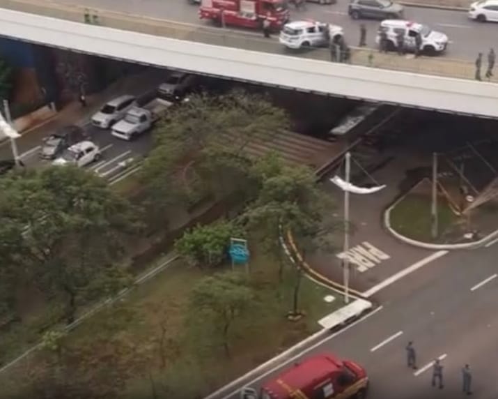  Homem desiste de se atirar de viaduto na avenida Jundiaí